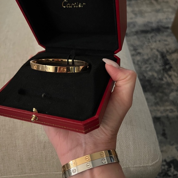 Cartier Love Bracelet size 19 - Picture 4 of 5